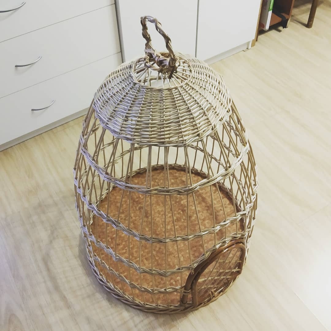 Плетеная клетка